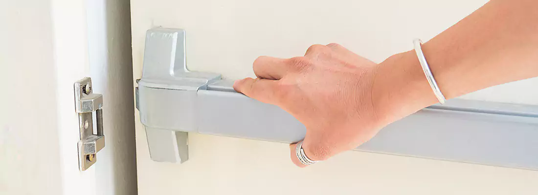 Fast and Affordable Door Panic Bar Installation in The Crossings, FL